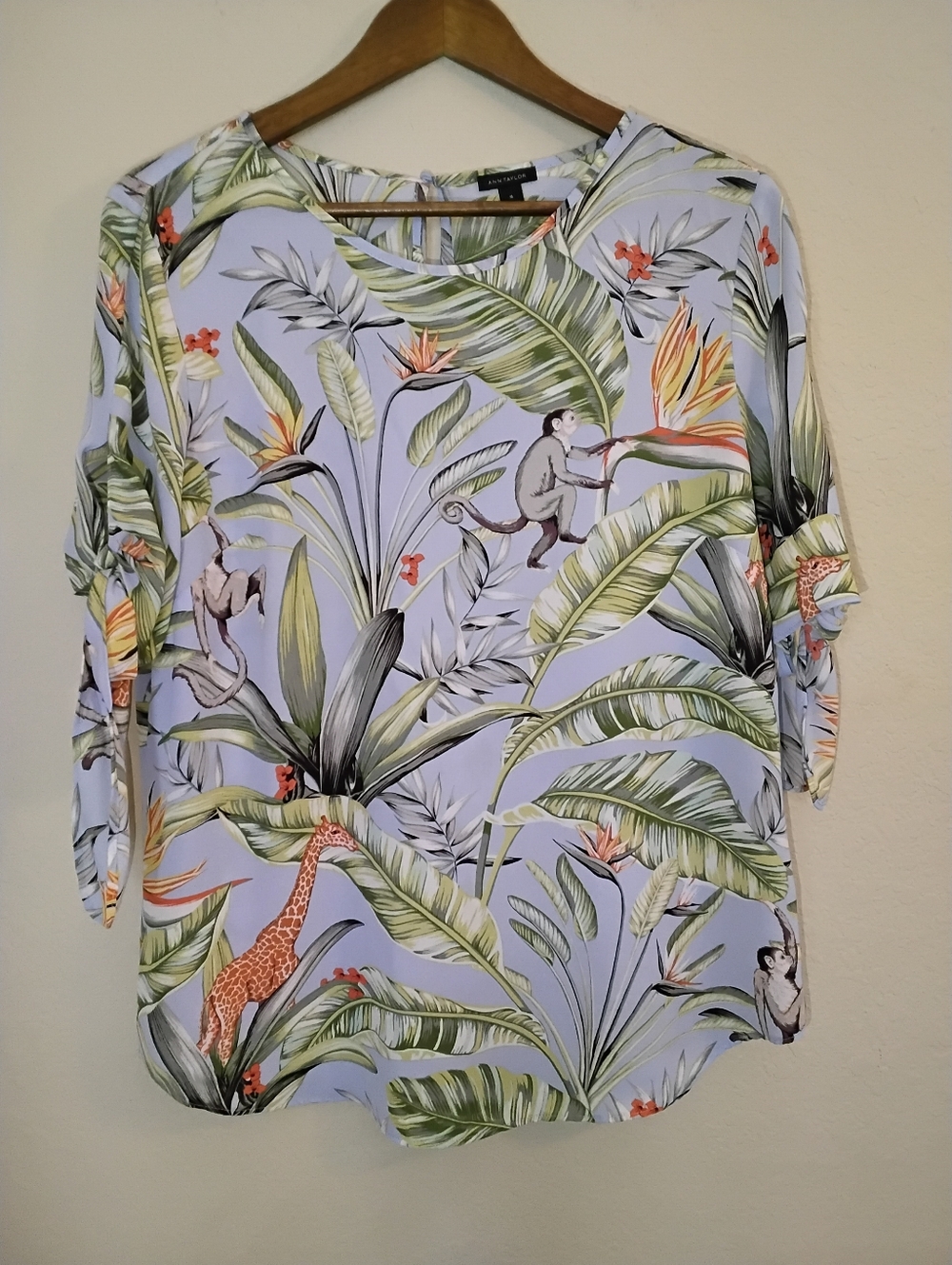 Ann Taylor Botanical Monkey Top Womens Medium Blue Green Jungle Scene Bow Sleeve